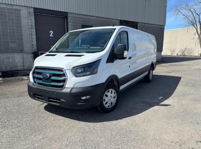 Au volant du E-Transit tout électrique