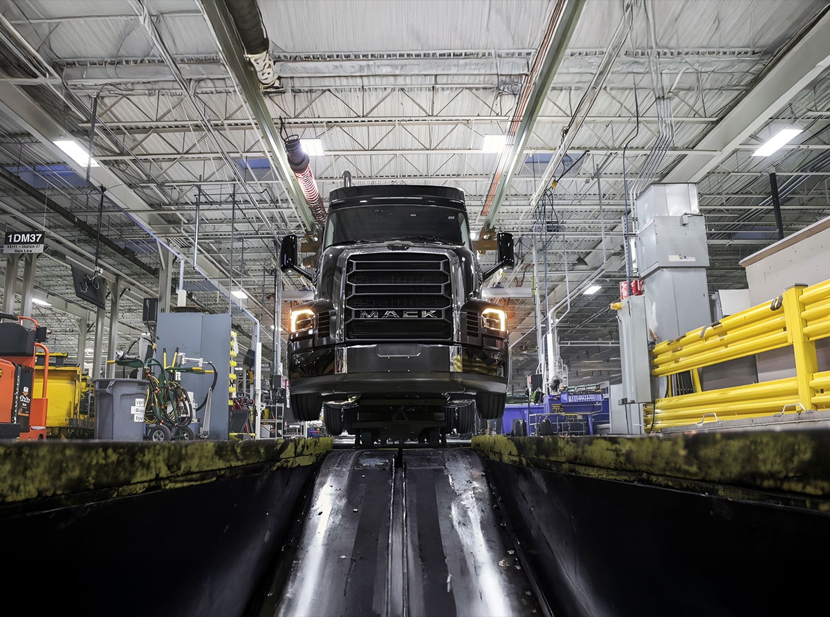 mack-trucks-lance-la-production-du-nouveau-pioneer-tm