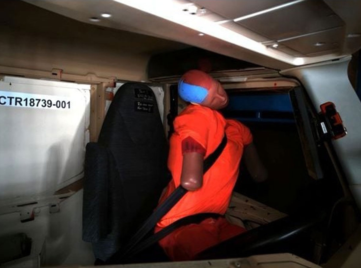 coussins-gonflables-lateraux-de-serie-sur-les-camions-volvo