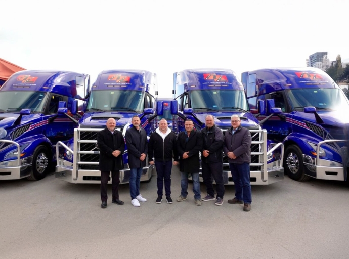 Highlight a reçu 125 Volvo VNL