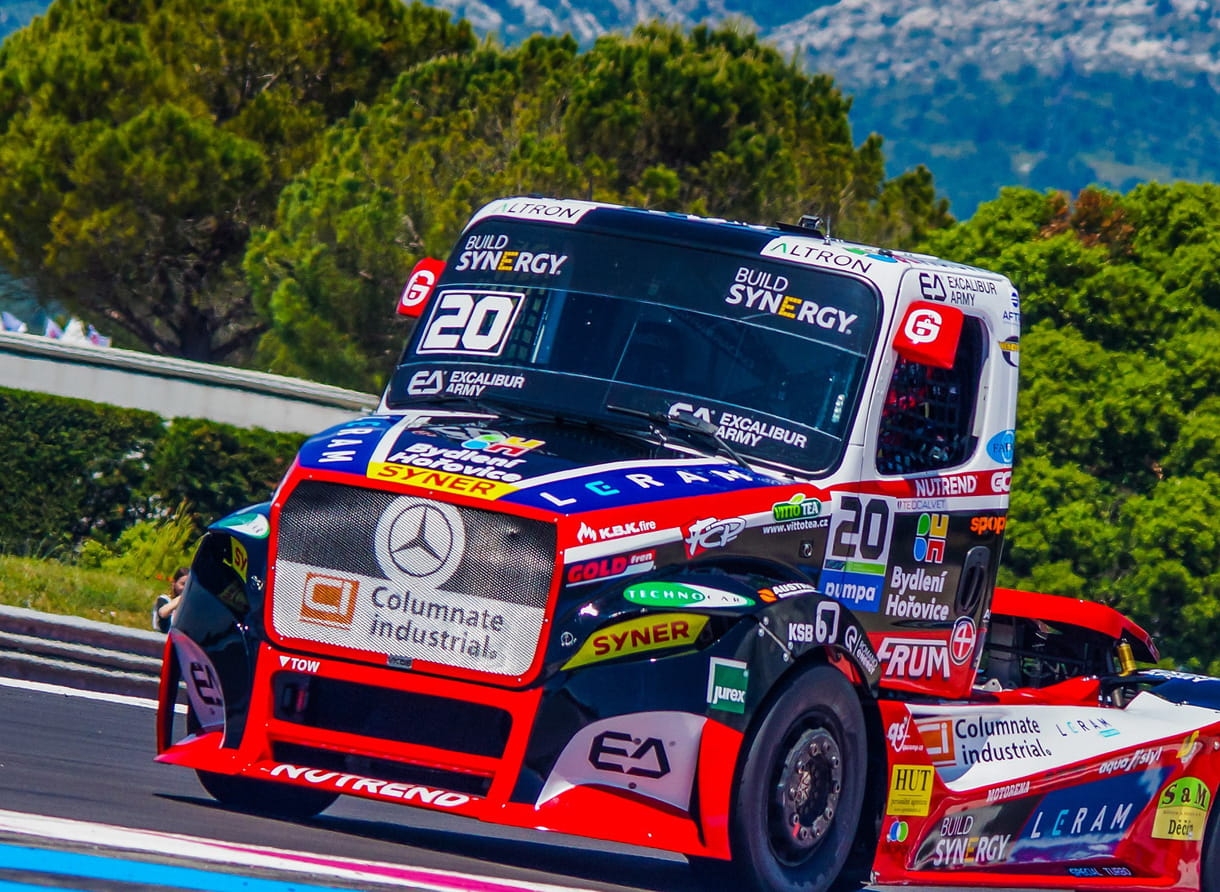 teo-calvet-champion-francais-de-courses-de-camions