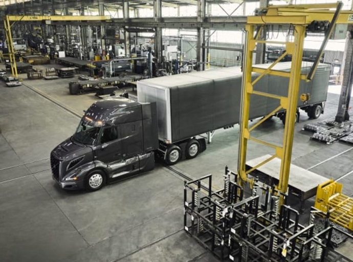 Volvo a débuté la production du VNR