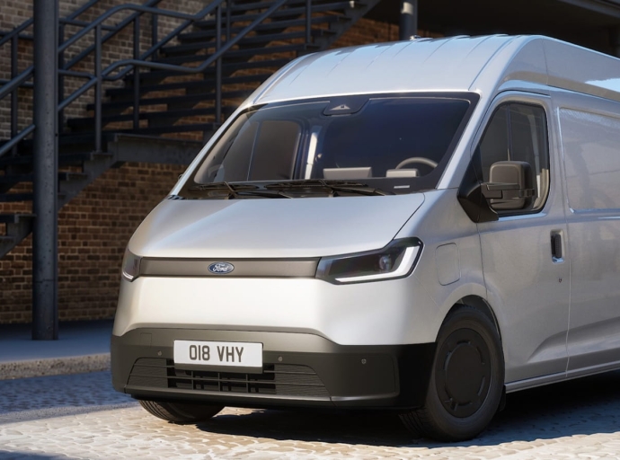 ford-lance-un-nouveau-fourgon-transit-electrique-en-europe