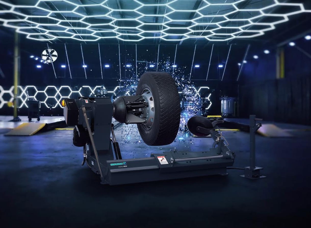 Hofman lance sa machine à changer les pneus Monty 3850 pour poids lourds